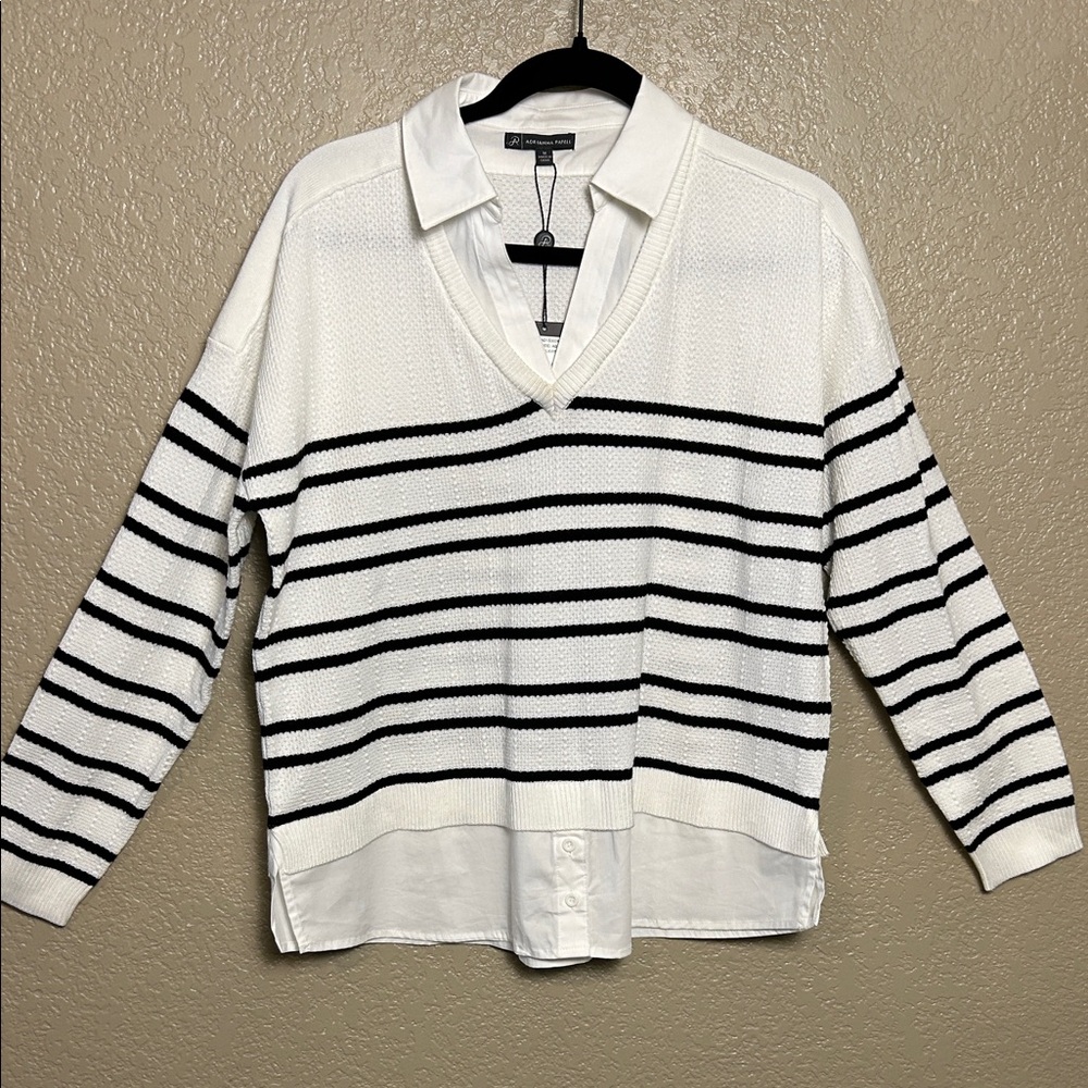 Adrianna Papell Off White Textured V-Neck Sweater
